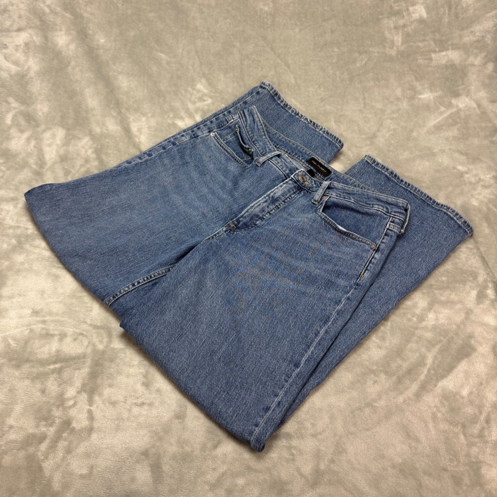 FREE‎ ASSEMBLY Women Full Wide Straight Leg Jeans Medium Wash Size 14 (32x30)